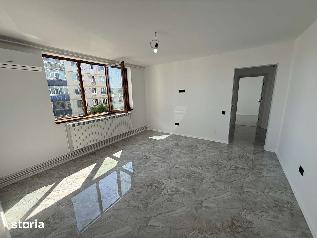 Apartament 3 camere renovat ca la carte zona OMV Campina — fotografia 1