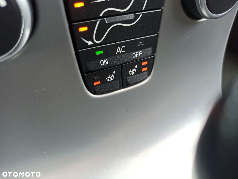 Volvo V50 D5 DPF Momentum - 30