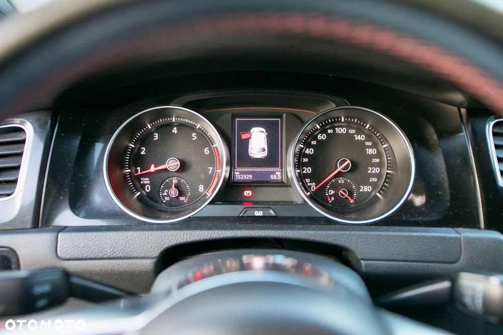 Volkswagen Golf 2.0 TSI BMT GTI Performance - 20