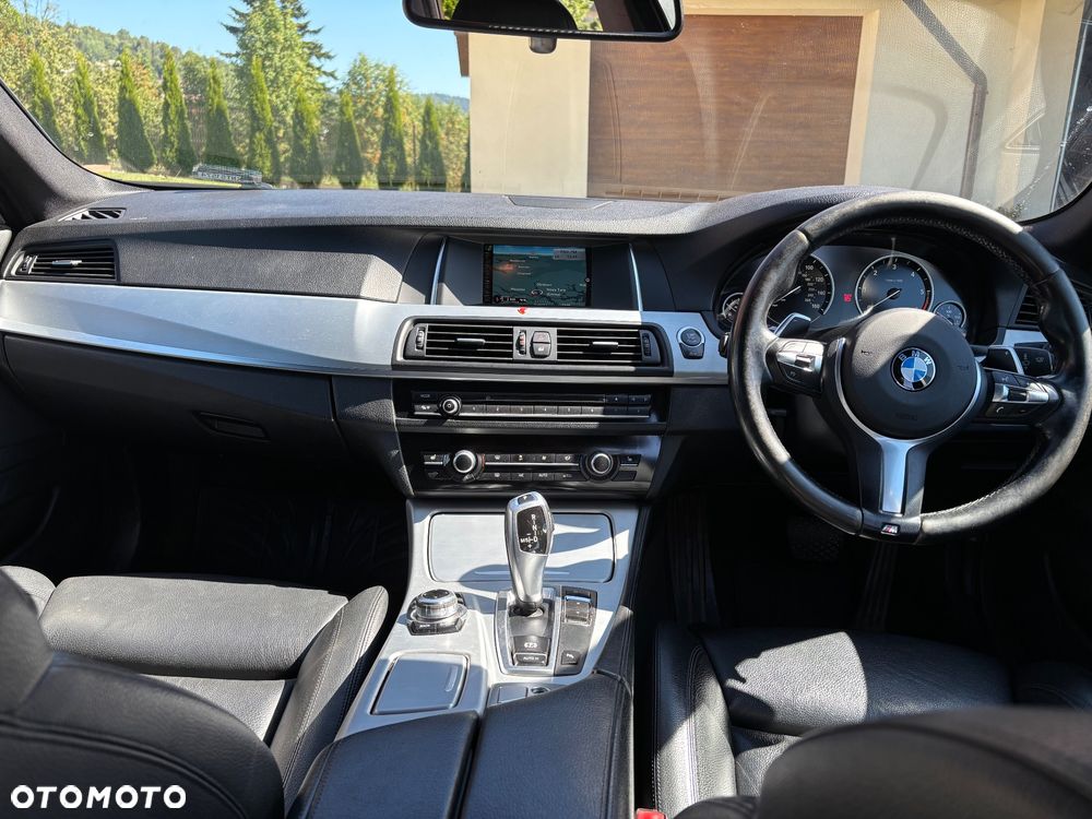 BMW Seria 5 520d - 13