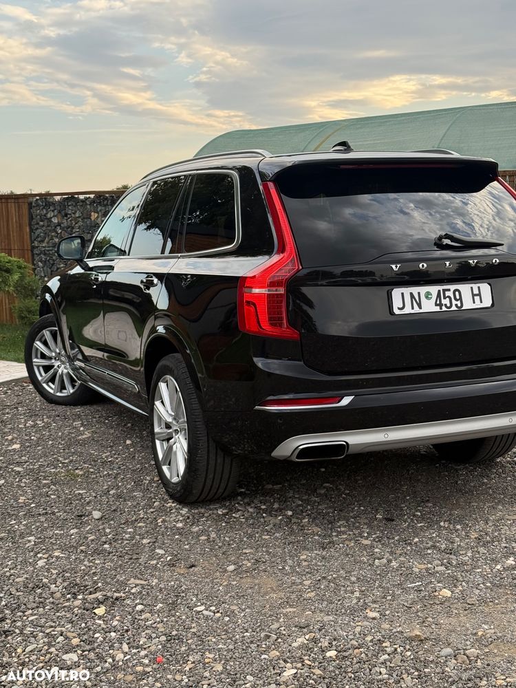 Volvo XC 90 D5 AWD Geartronic Inscription - 3
