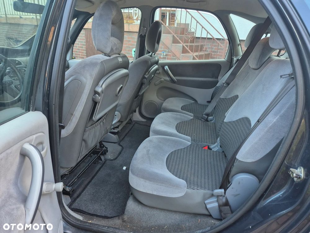 Citroën Xsara Picasso 1.6i Confort - 7