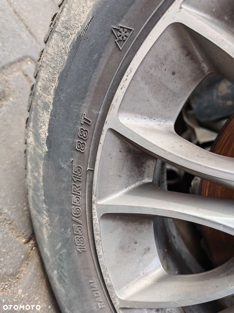 Koła z alufelgami 185/65 15R Fiat punto - 8