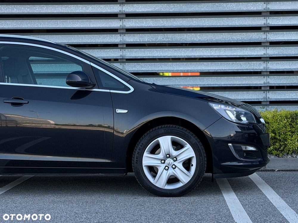 Opel Astra 1.6 CDTI Cosmo - 31