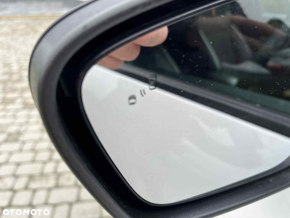 Ford Kuga 1.5 EcoBoost ST-LINE X - 21