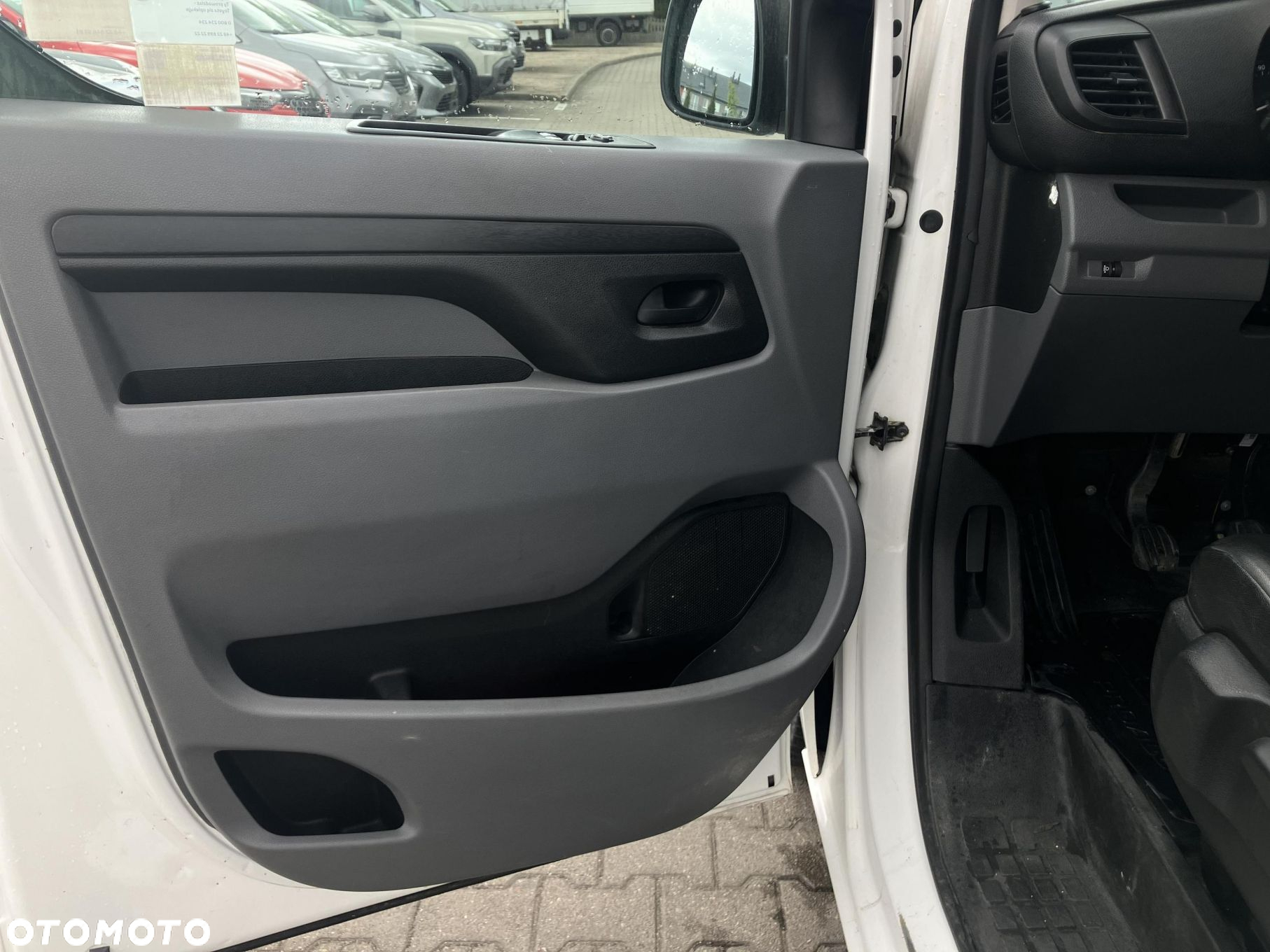 Toyota proace - 10