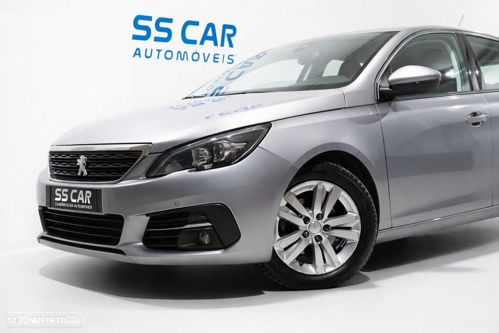 Peugeot 308 1.2 PureTech Allure EAT8 - 3