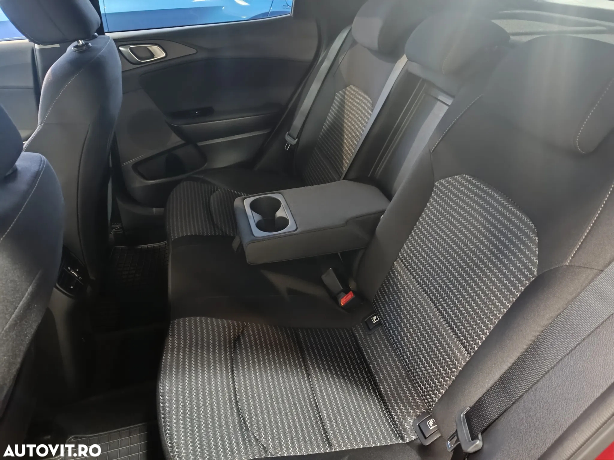 Kia XCeed 1.5 T-GDI 7DCT City - 27