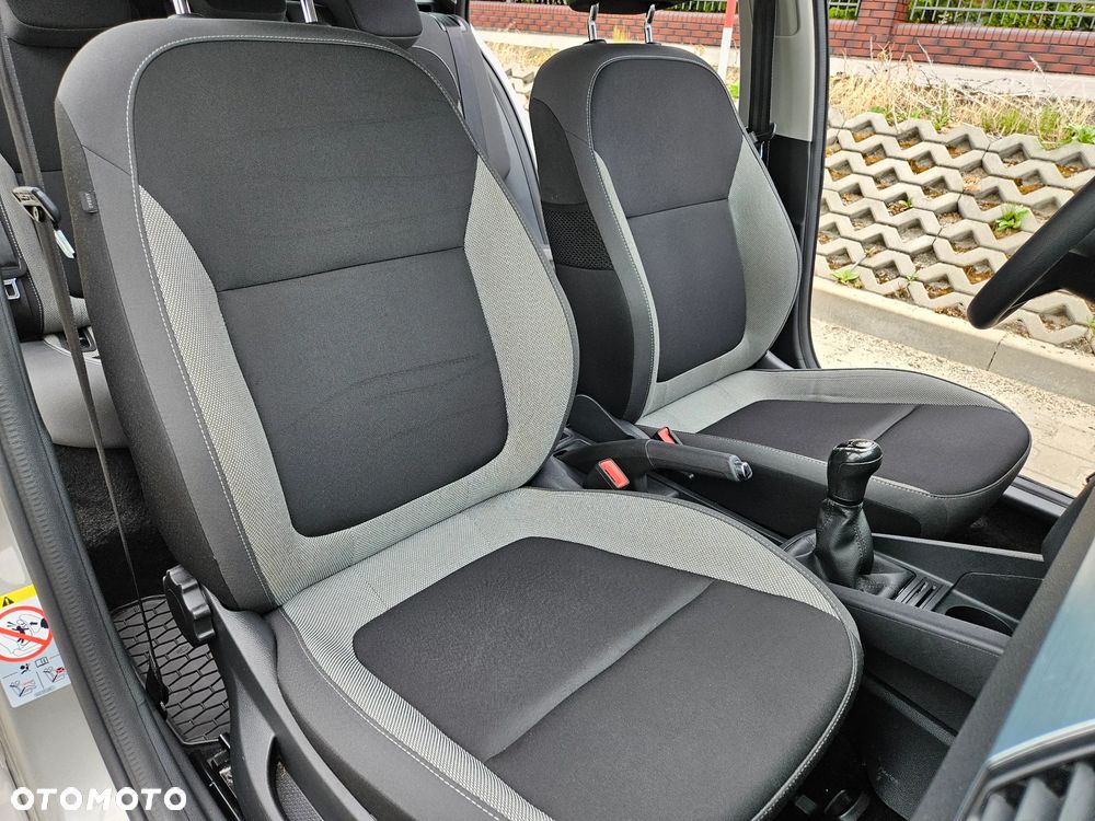 Skoda Fabia 1.0 TSI Ambition - 19
