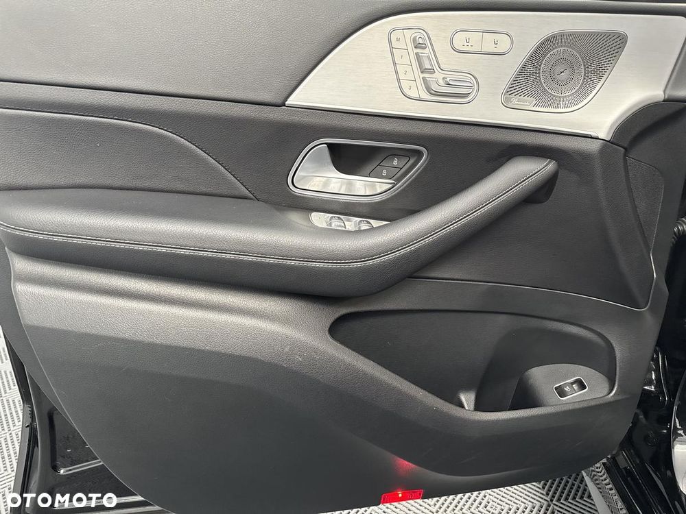 Mercedes-Benz GLE 300 d mHEV 4-Matic AMG Line - 11