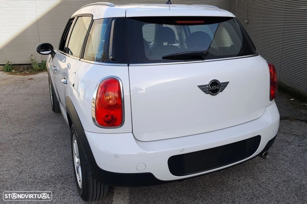 MINI Countryman Cooper D ALL4 - 4