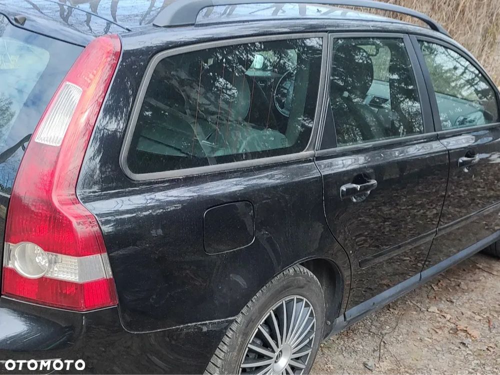 Volvo V50 - 4