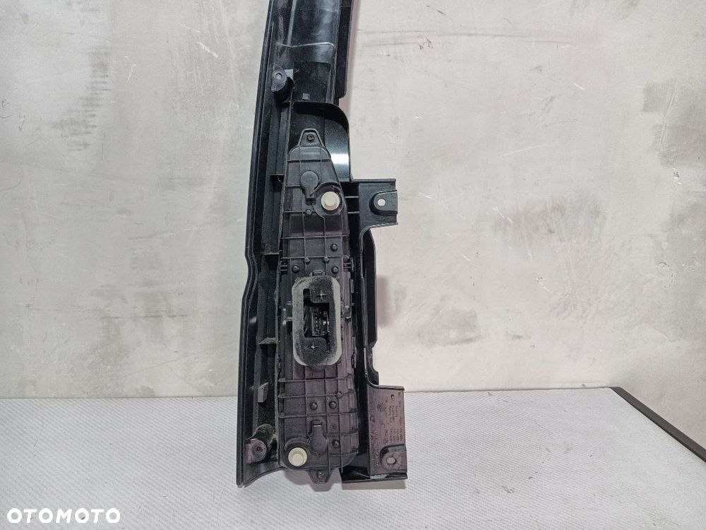 LAMPA TYŁ TYLNA PRAWA VW CADDY V 2K7945258 - 6