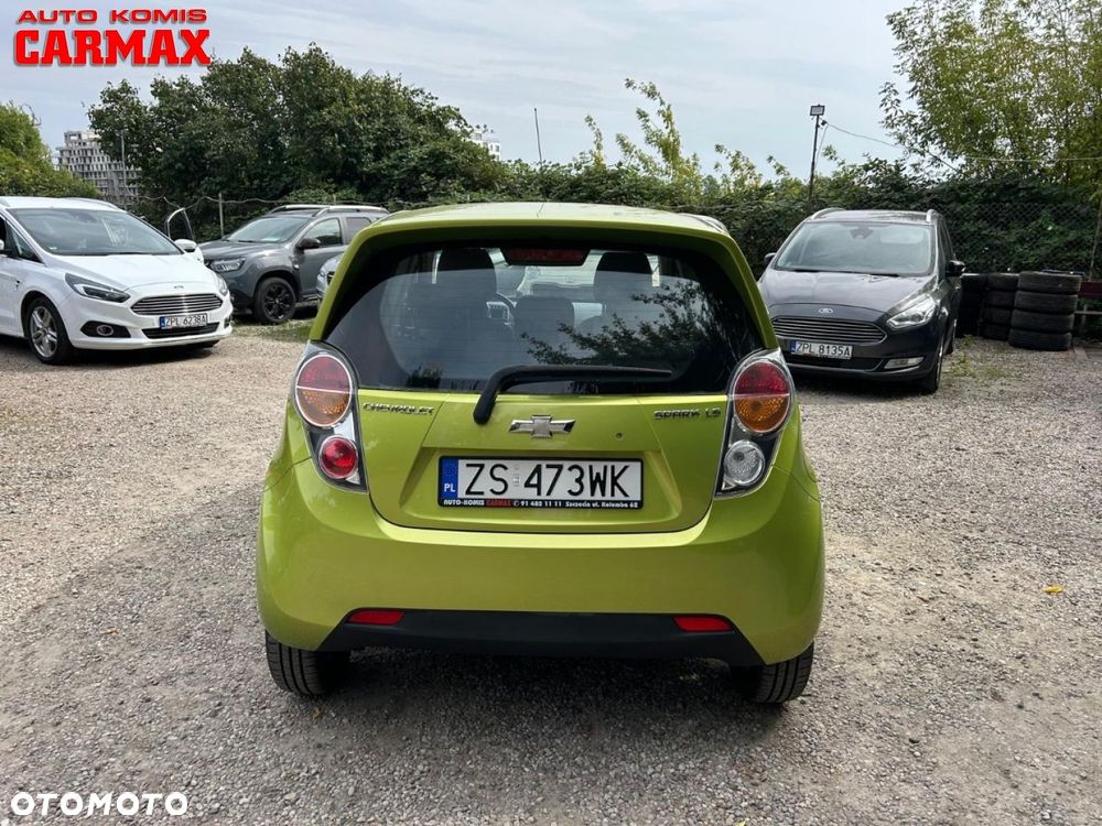 Chevrolet Spark - 10