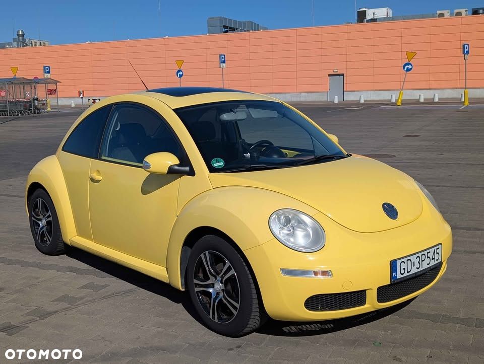 Volkswagen New Beetle 1.6 - 4