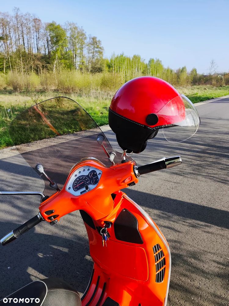 Vespa GTS - 7