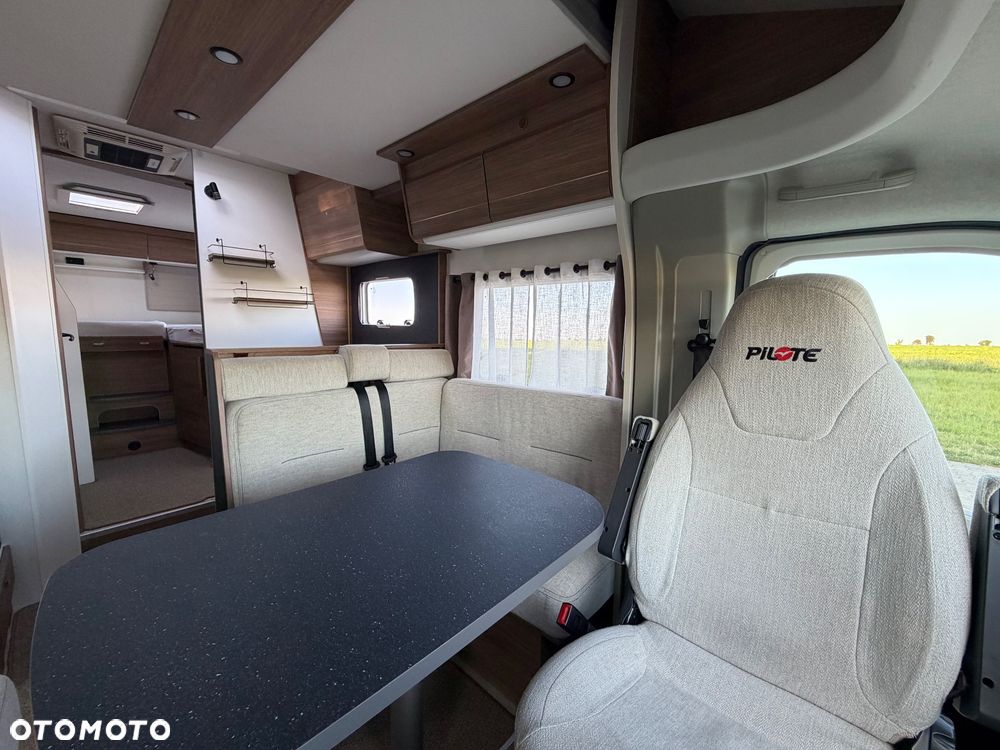 PILOTE P746GJ Expression - 14