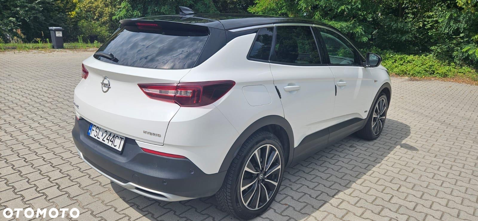 Opel Grandland X 1.6 T PHEV 4x4 Edition Business - 7