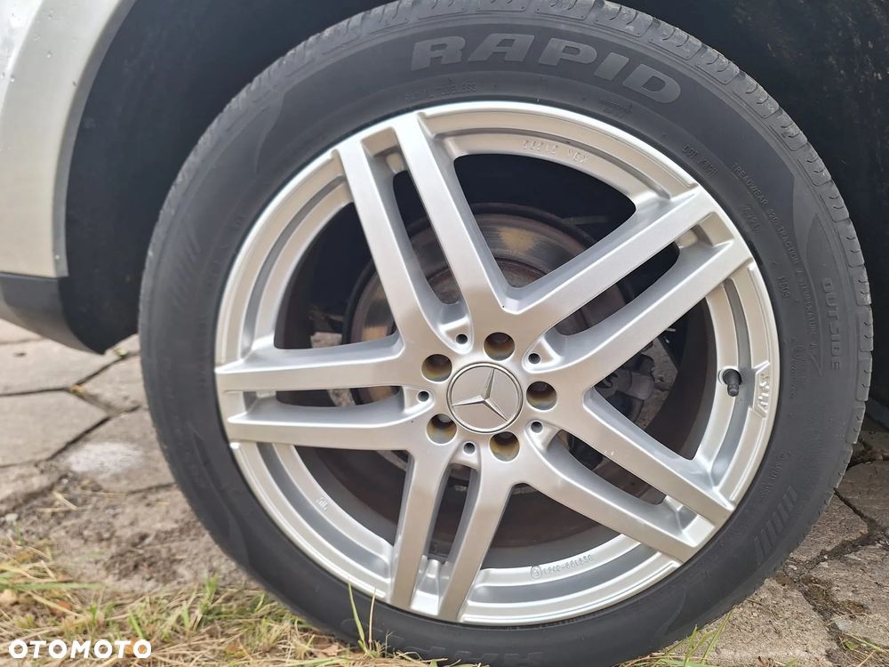 Mercedes-Benz ML - 15