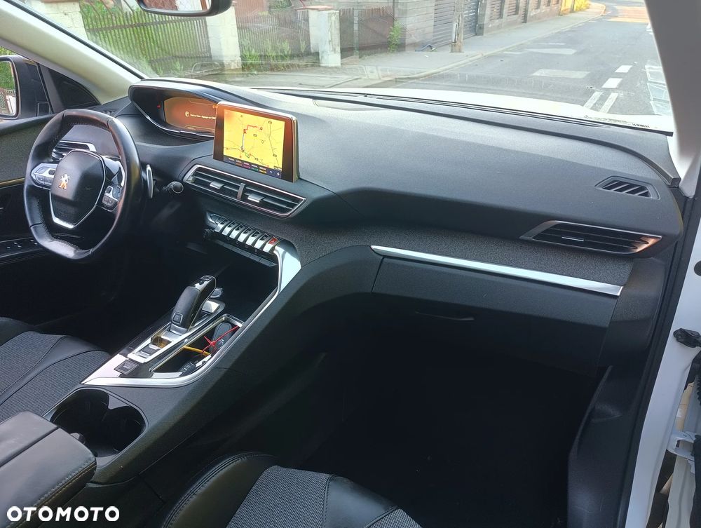 Peugeot 3008 THP 165 EAT6 Stop & Start Allure - 12