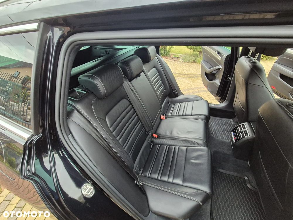 Volkswagen Passat - 23
