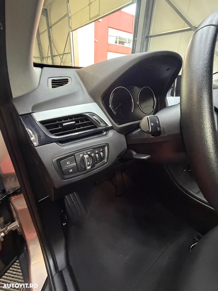 BMW X1 xDrive20d AT - 16