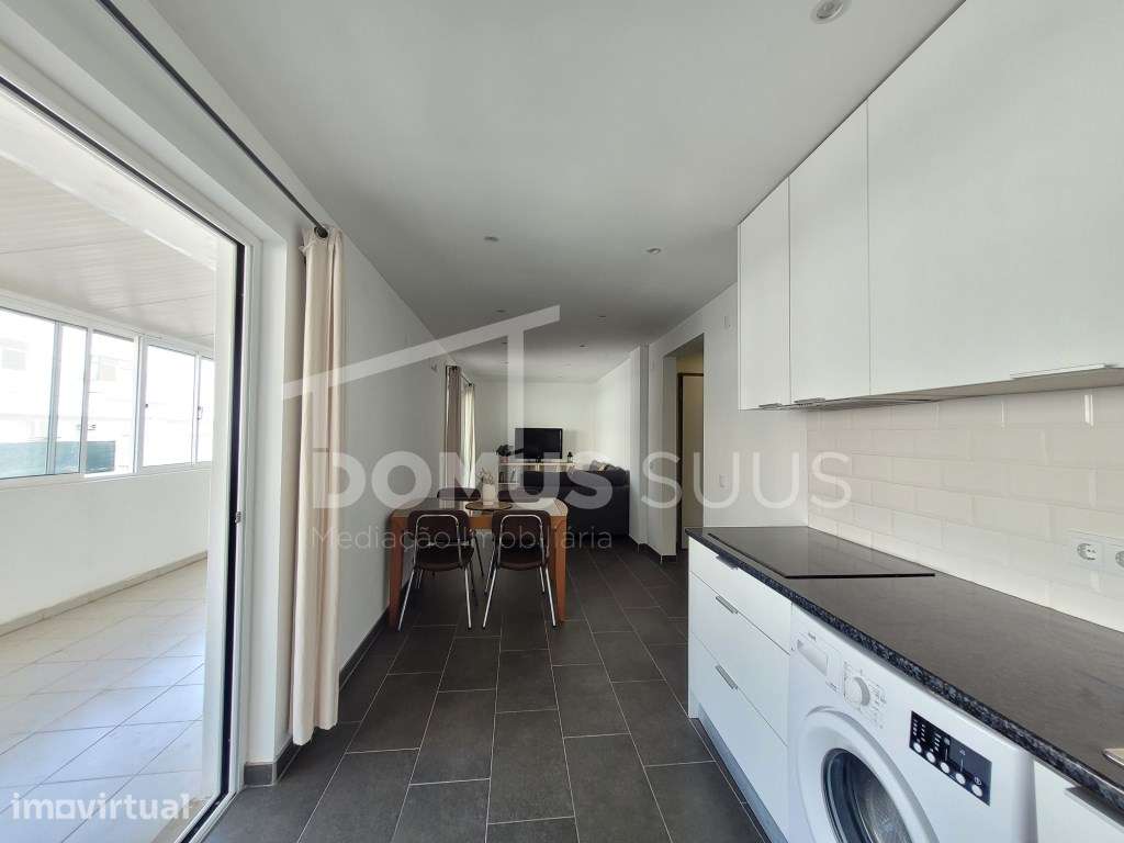 Apartamento T2 renovado no centro de Olhão - Grande imagem: 3/10