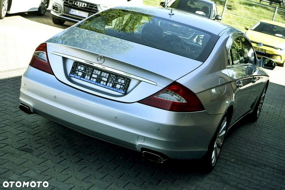 Mercedes-Benz CLS - 6