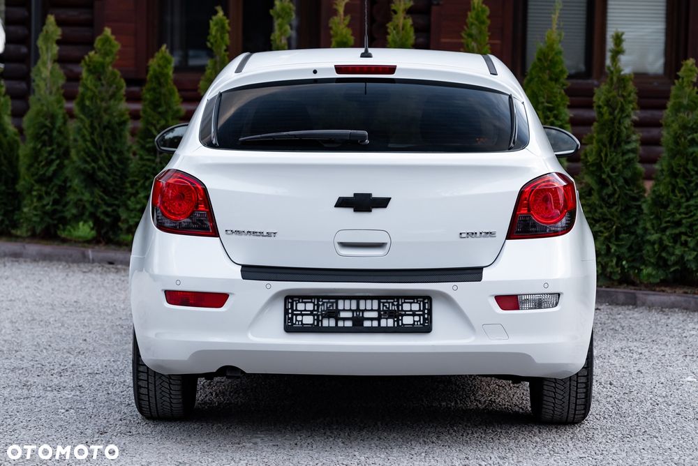 Chevrolet Cruze 1.8 LS - 10