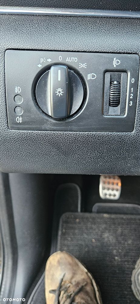 Mercedes-Benz Klasa B 180 BlueEffICIENCY - 28