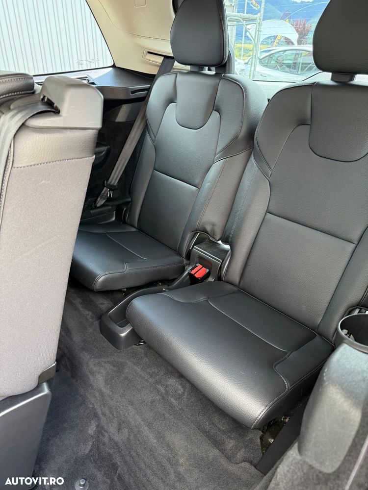 Volvo XC 90 T8 AWD Recharge Geartronic Inscription Edition - 23