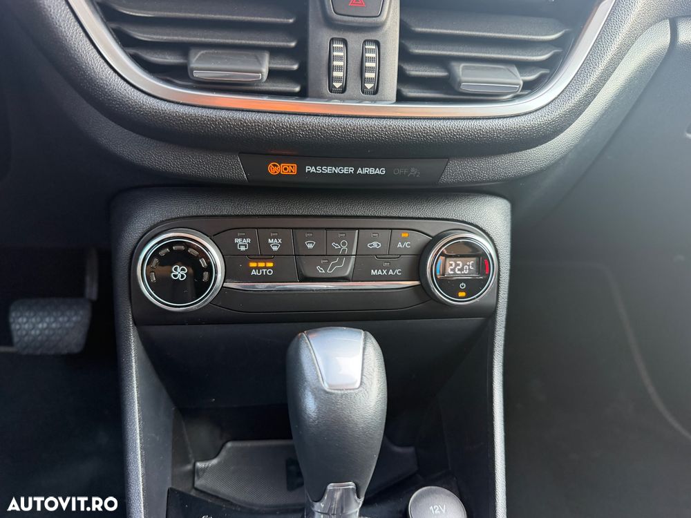Ford Fiesta 1.0 EcoBoost Powershift Titanium - 33
