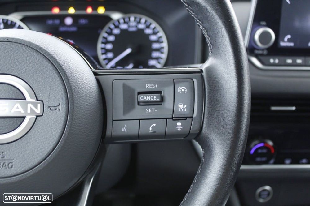 Nissan Qashqai 1.3 DIG-T Acenta LED+R - 26