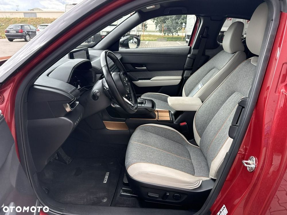 Mazda MX-30 - 11