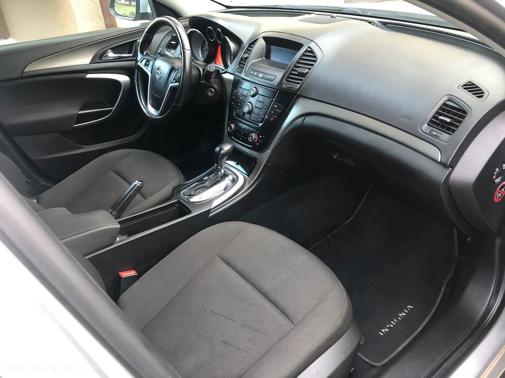 Opel Insignia 2.0 CDTI Automatik - 11