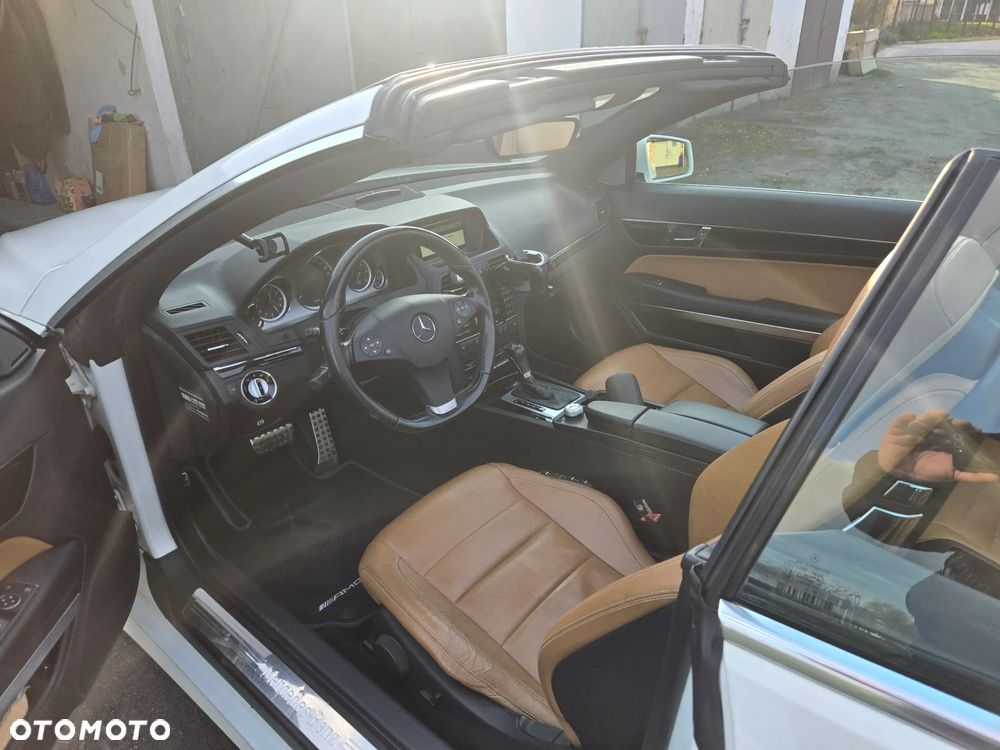 Mercedes-Benz Klasa E 350 CDI BlueEff - 16