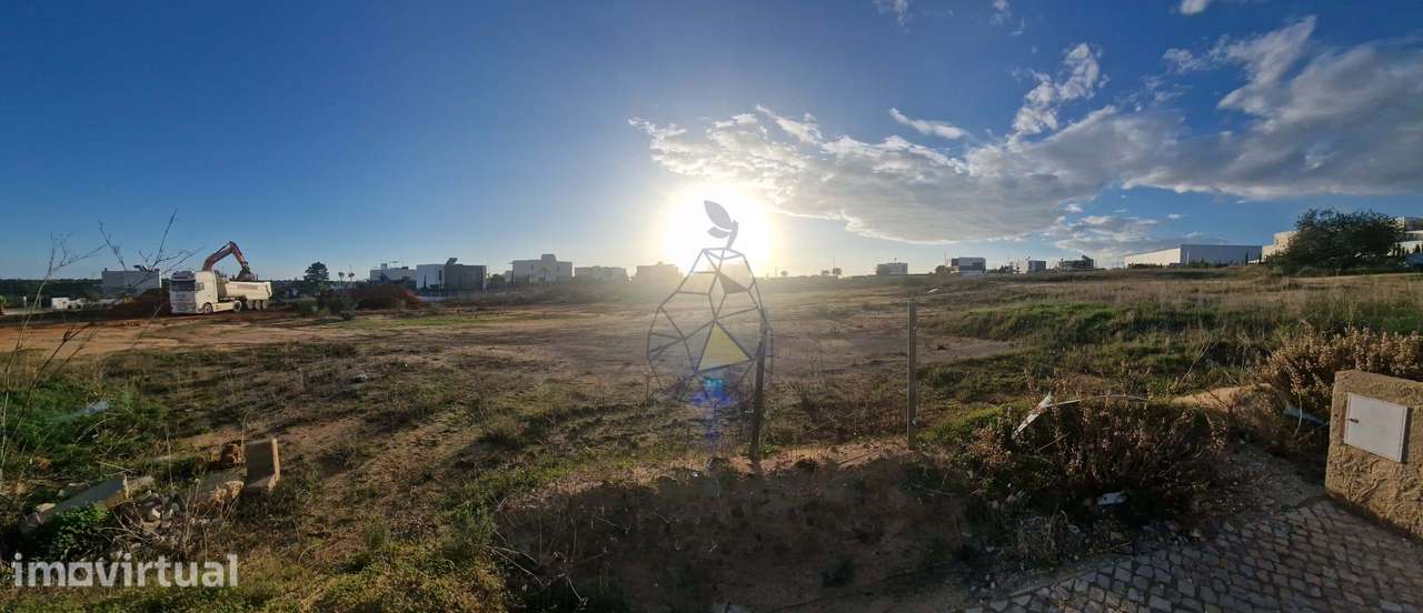 Terreno na Encosta Dourada em Alcantarilha - Grande imagem: 4/15