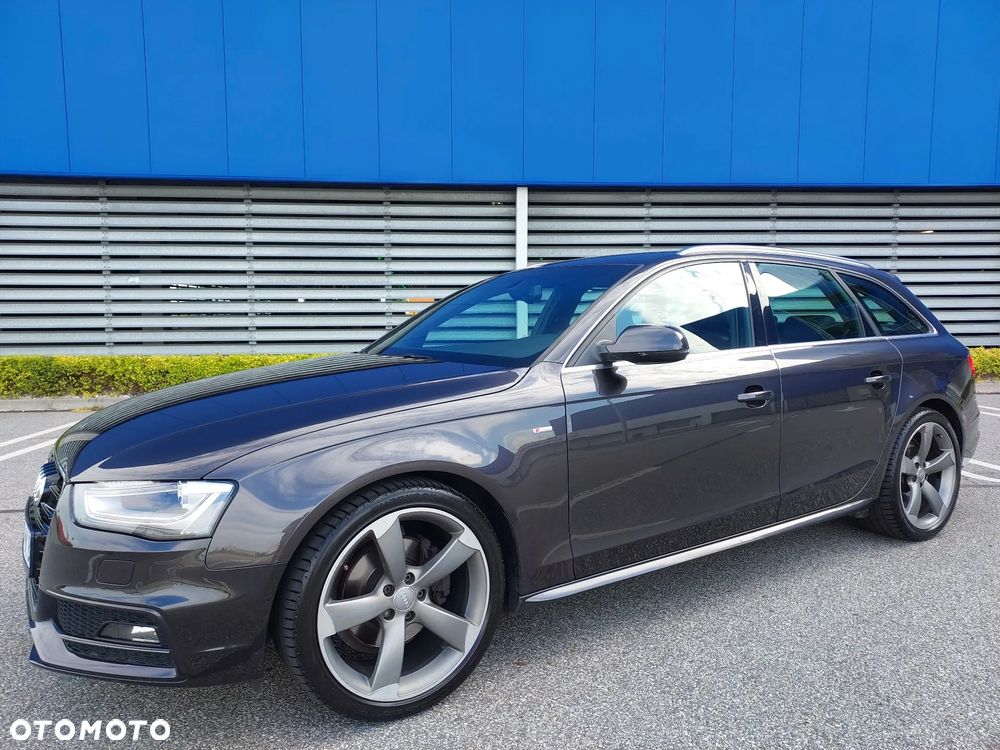 Audi A4 Avant 2.0 TDI DPF quattro S line Sportpaket - 2
