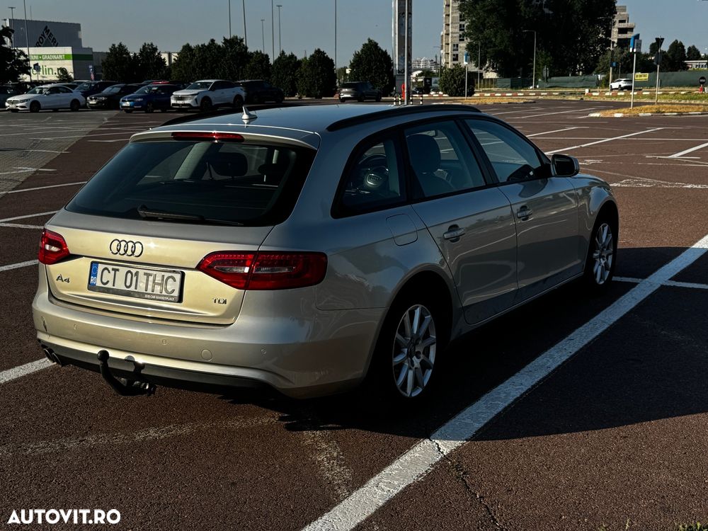 Audi A4 Avant 2.0 TDI Multitronic - 5
