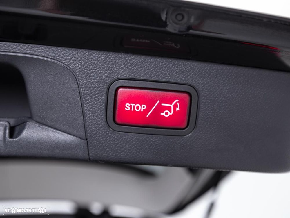 Mercedes-Benz GLC 300 de 4Matic 9G-TRONIC AMG Line — fotografia 12