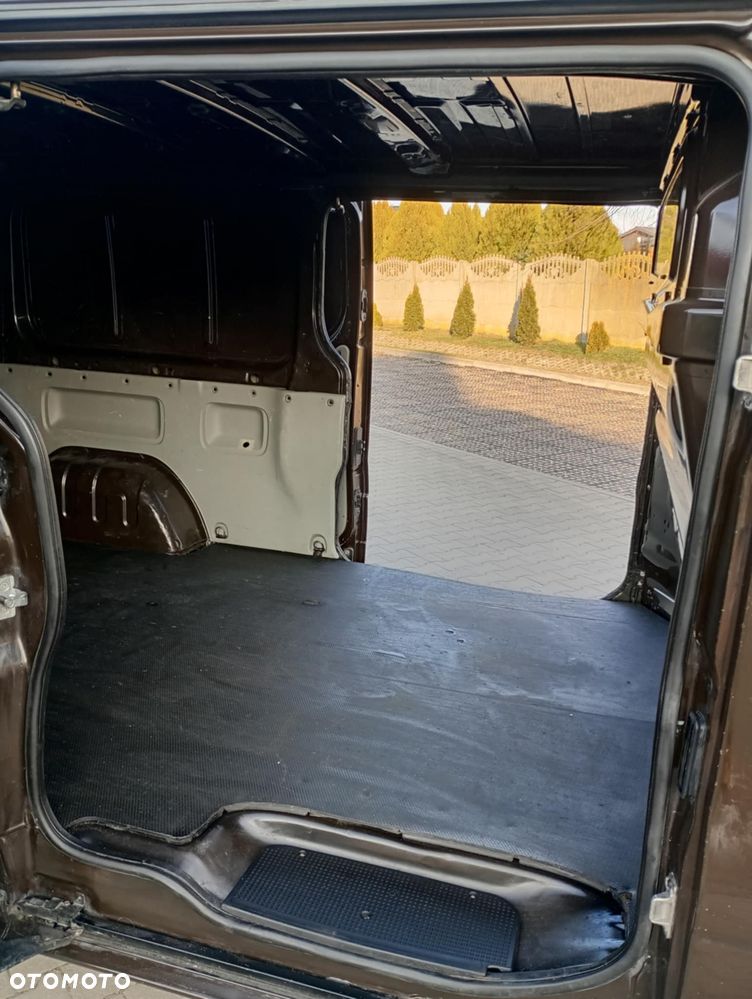 Renault trafic - 9