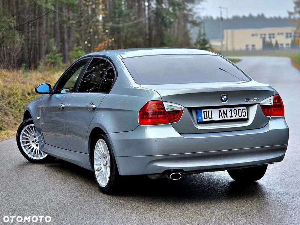 BMW Seria 3 320i - 18