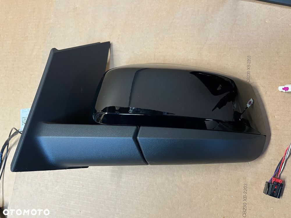 LUSTERKO VW CADDY 2K7 Ford Transit Connect LEWE 9 PIN ANTENA ASYSTENT PASA - 2