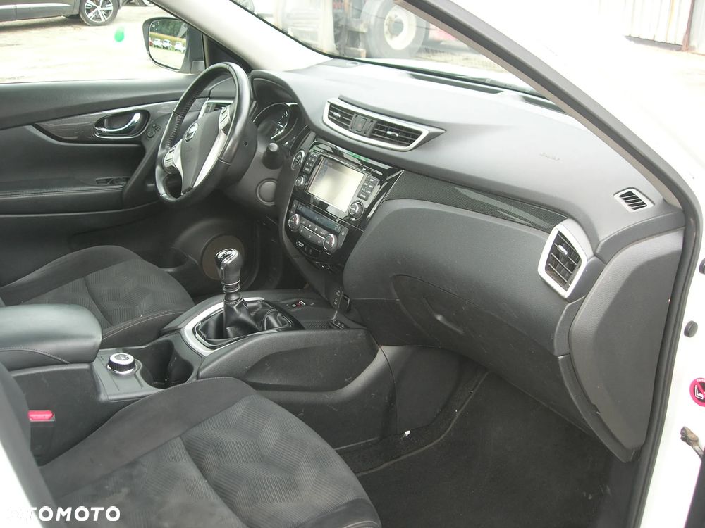 Nissan X-Trail 1.6 DCi ALL-MODE 4x4i Acenta - 28