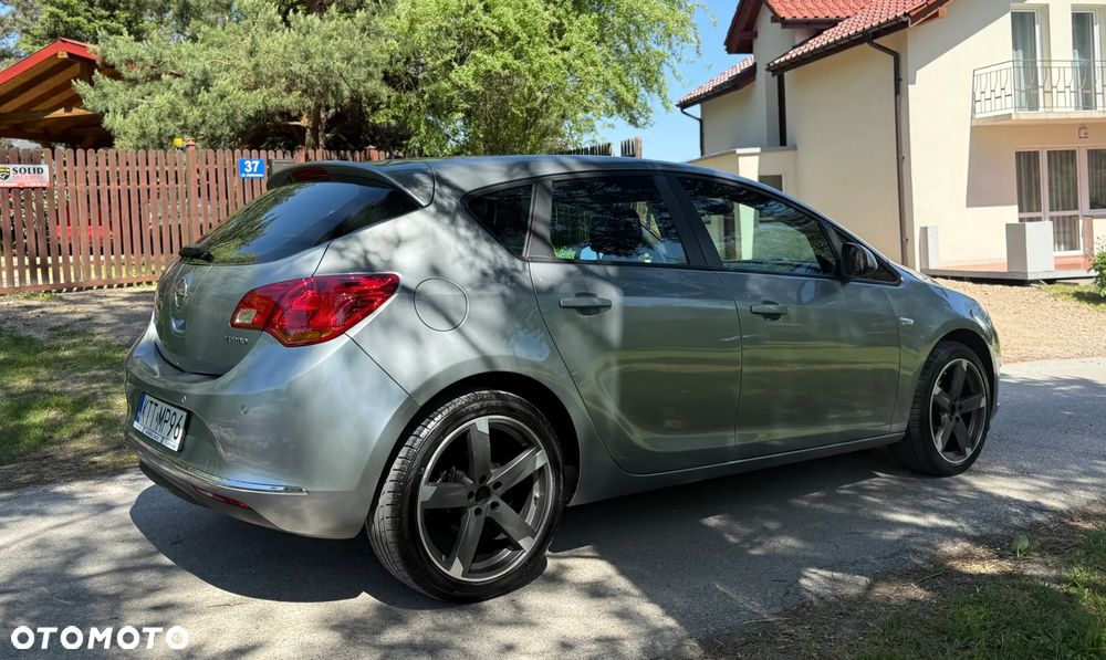 Opel Astra 1.4 Turbo - 7