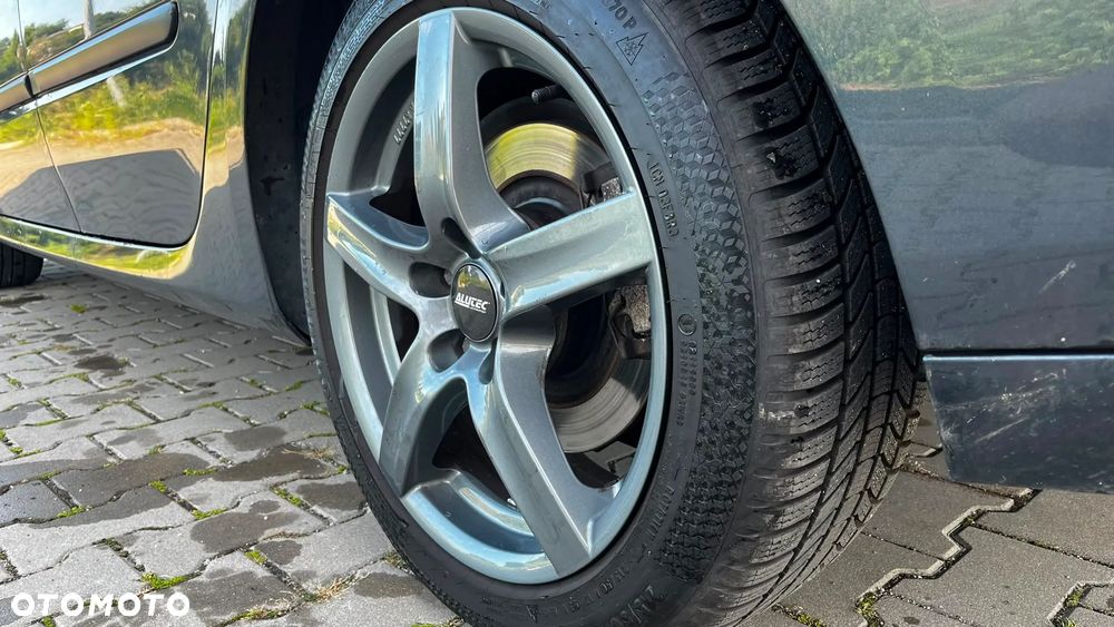 Renault Laguna 2.0 DCi FAP GT - 16