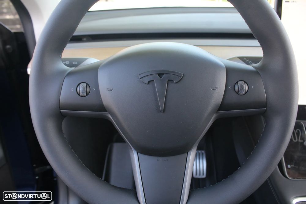 Tesla Model Y Performance Dual Motor AWD - 45
