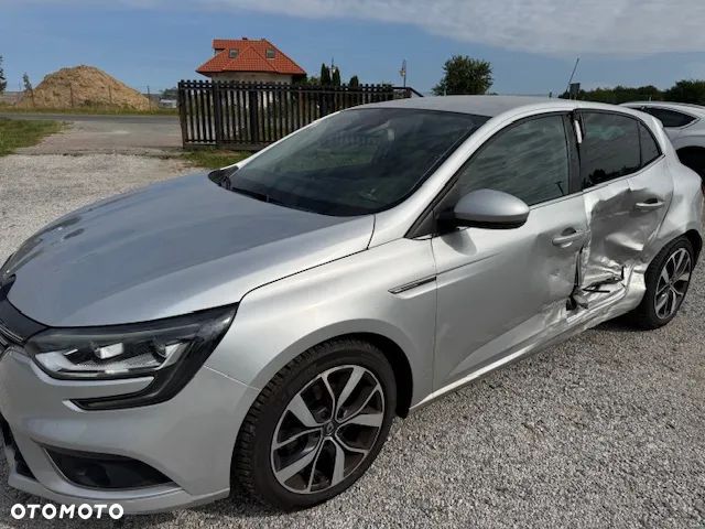 Renault Megane ENERGY TCe 130 EDC BOSE EDITION - 12
