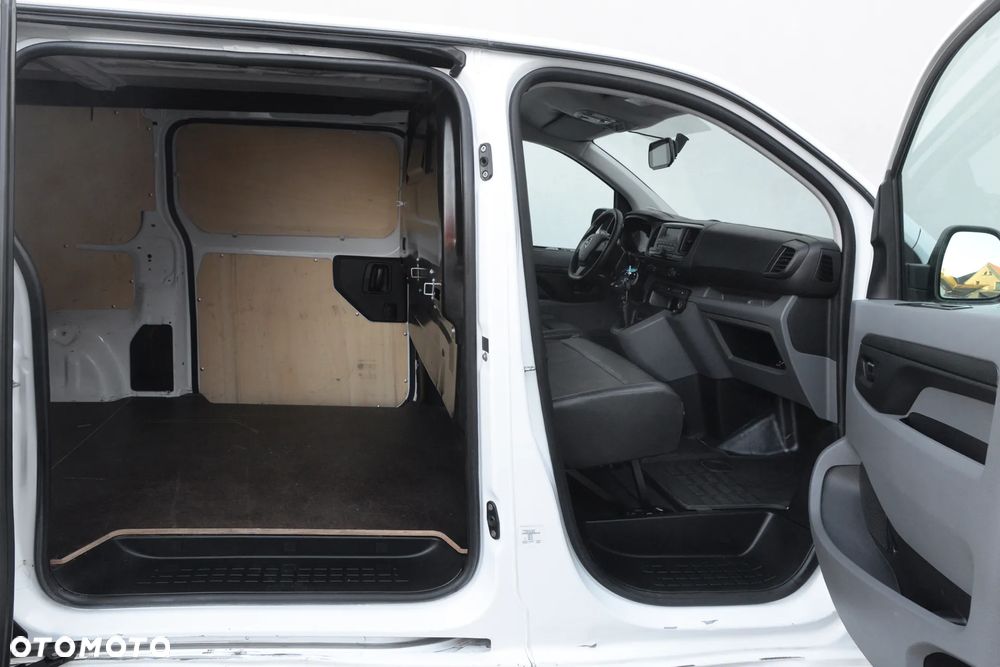 Opel Vivaro - 19