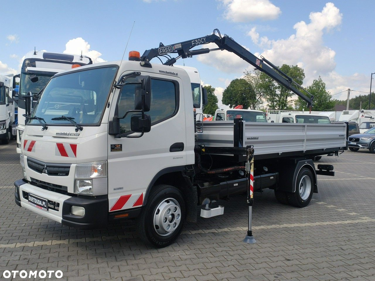 Mitsubishi Canter Fuso 9C18 3.0/180KM Automat, HDS FASSI F30 Wywrotka 3-str - 8